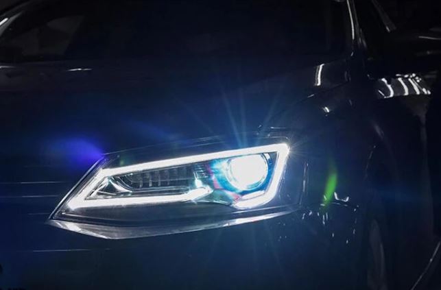 картинка Фары передние Volkswagen Jetta 6 2011-2015 магазин  StreetTuning 