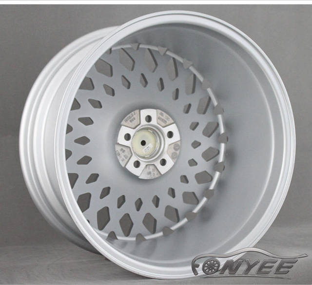 картинка Новые диски Stuttgart STX R18 5X100 ET30 J9,5, серые магазин  StreetTuning 