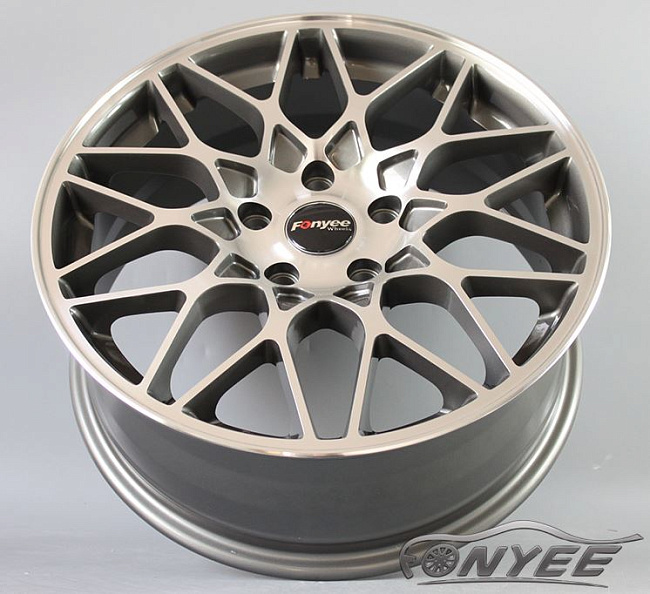 картинка Новые диски Rotiform blq R17 5х112 ET40 J7 серебро + серый магазин  StreetTuning 