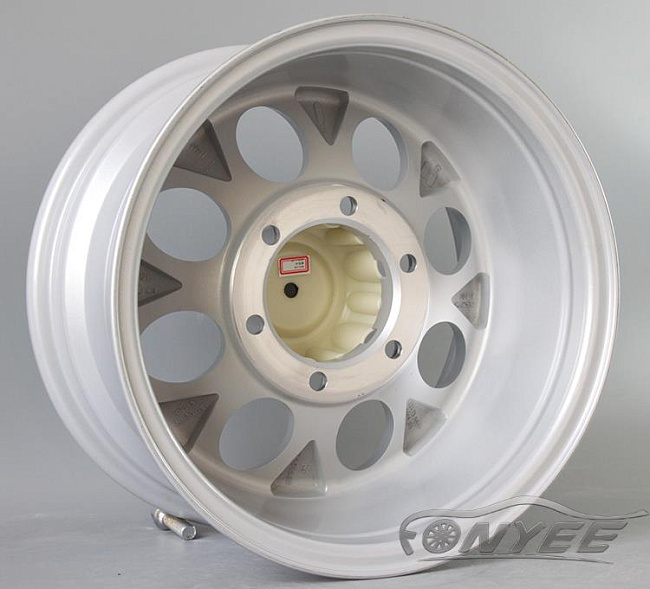 картинка Новые диски GT wheels style 2 R16 6x139,7 ET-25 J8 серебро магазин  StreetTuning 