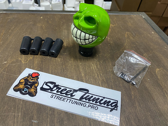 картинка Ручка КПП Ghost (призрак), цвет зеленый. магазин  StreetTuning 