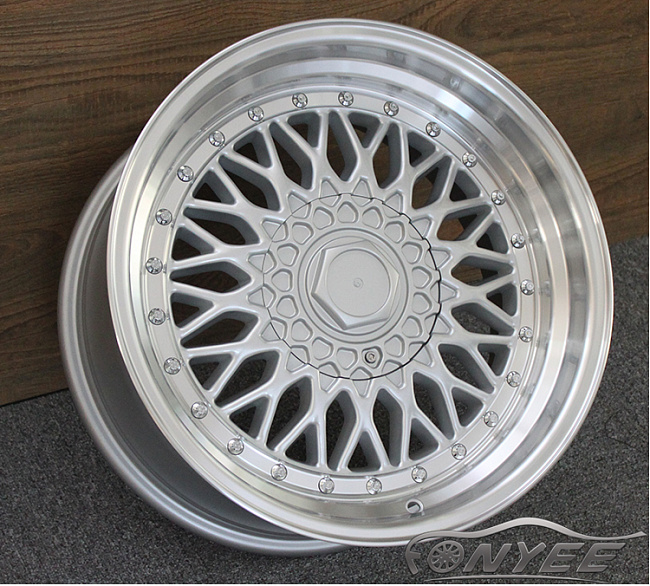 картинка Новые диски BBS RS R16 4X100/114,3 ET25 J8 серебро + полированная полка магазин  StreetTuning 