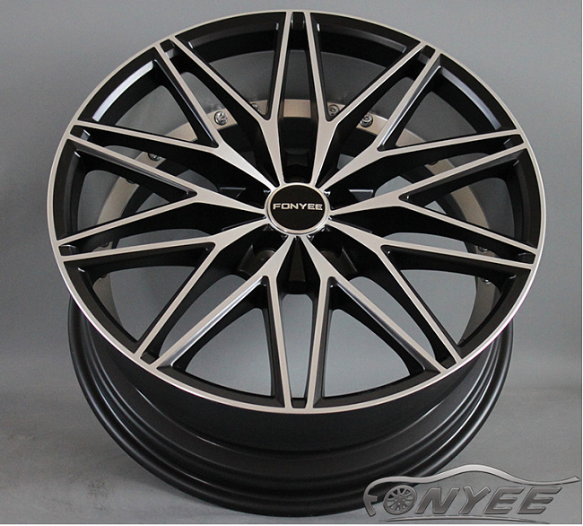 картинка Новые диски Fonyee R18 J8 ET+35 5x120 черные + серебро магазин  StreetTuning 