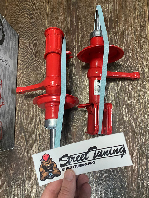 картинка Задние газонаполненные амортизаторы - 70 мм Ваз 2108/10/70/90 магазин  StreetTuning 