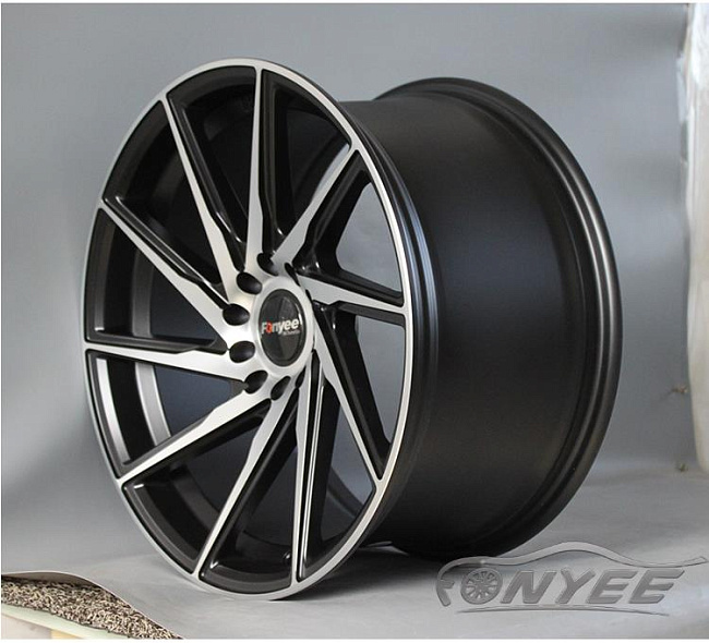 картинка Новые диски F1R F29 R18 5х120/114,3 ET38 J8,5 черный + серебро магазин  StreetTuning 