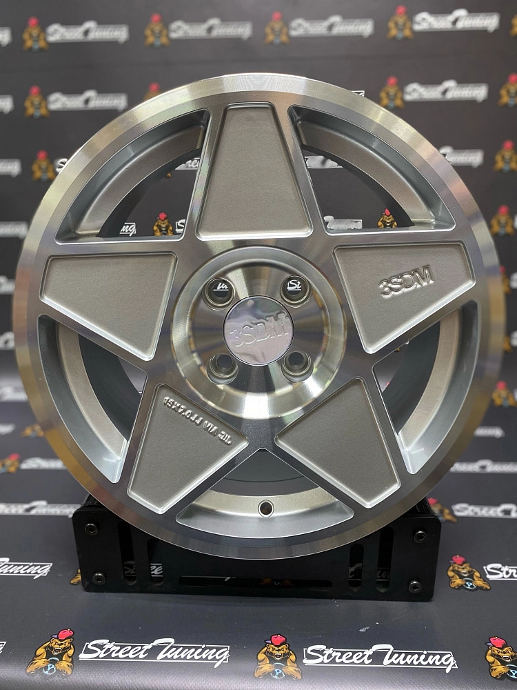 картинка Новые диски 3sdm 005 R15 J7 ET30 4x100 Silver от магазина  StreetTuning