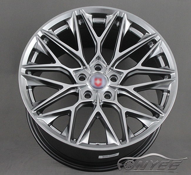 картинка Новые диски HRE P200 Replika R19 5X114,3 ET35 J9,5, серебристо-платиновые магазин  StreetTuning 