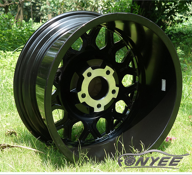 картинка Новые диски Black Rhino Sprocket R16 5X114,3 ET-10 J8,5 черный + серебро магазин  StreetTuning 