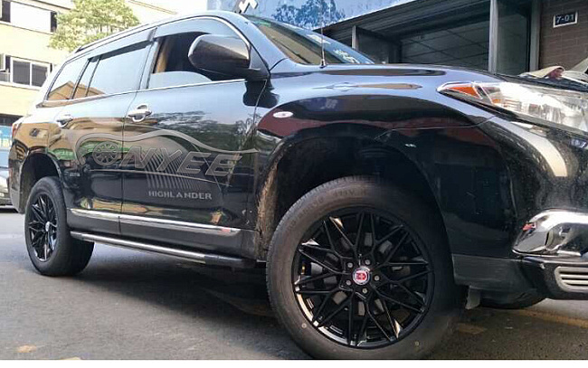 картинка Новые диски HRE P200 Replika R19 5X112 ET40 J8,5, черные матовые магазин  StreetTuning 