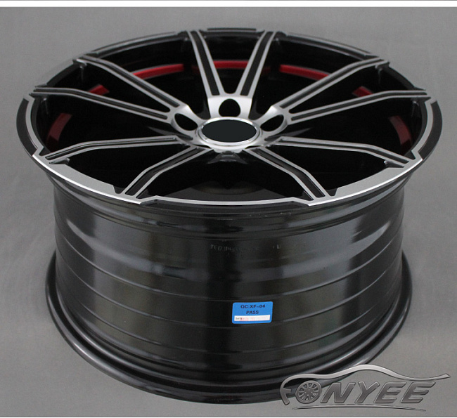 картинка Новые диски Mercedes AMG 10 Spoke C8 R18 5x112 ET45 J9 черный с серебром + красный магазин  StreetTuning 