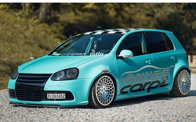 картинка Новые диски Stuttgart STX R18 5X112 ET45 J8,5, серебристые магазин  StreetTuning 