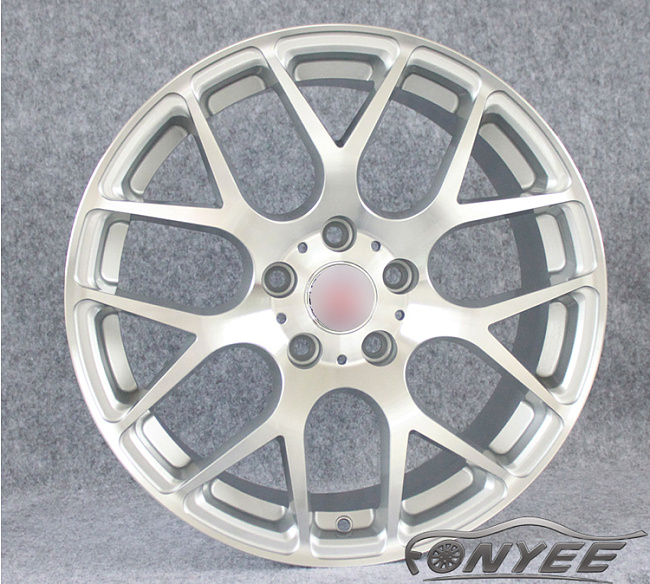 картинка Новые диски HRE P40SC Replika R17 5X114,3 ET42 J7,5, серебристые магазин  StreetTuning 