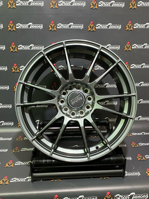 картинка Новые диски OZ RACING R17 J7.5 ET45 5x112/5X114.3 Gunmetal магазин  StreetTuning 
