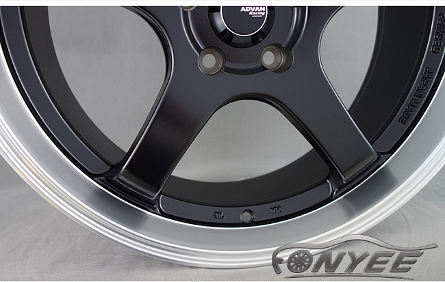 картинка Новые диски Advan GT R19 5x114,3 ET35 J9,5 черные магазин  StreetTuning 