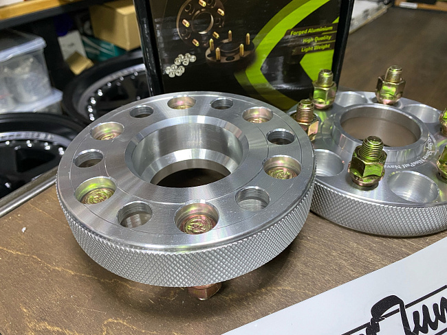 картинка Проставка Starleks 30 мм 6x114,3 12x1.25 цо 66,1 магазин  StreetTuning 