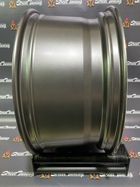 картинка Новые диски в стиле Porsche DWS PR-704 R20 J9.5 ET46 5X130 серые магазин  StreetTuning 