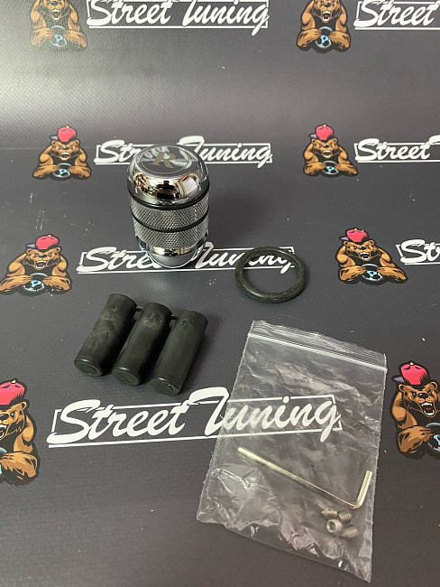 картинка Ручка КПП MOMO цилиндр 5 R, хром. магазин  StreetTuning 