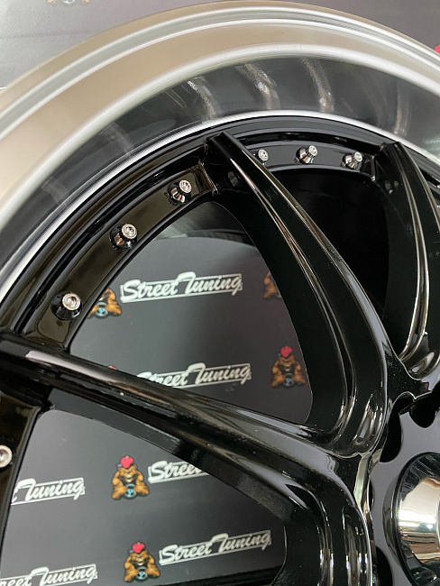 картинка Новые диски XXR R18 J8.5 ET35 5x114.3/5X112 Black+Silver магазин  StreetTuning 