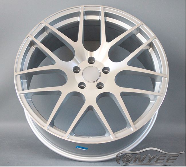 картинка Новые диски Avid 1 R20 5X112 ET35 J8,5 серебро магазин  StreetTuning 