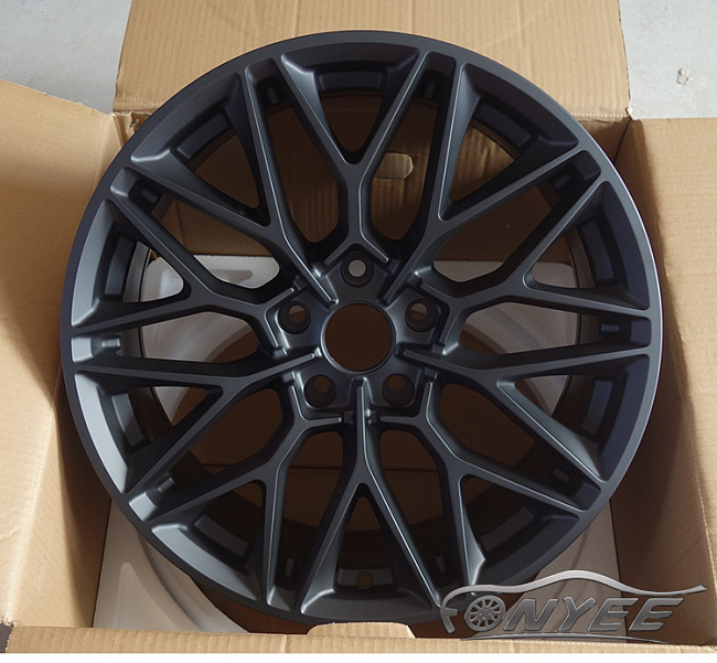 картинка Новые диски HRE P200 Replika R19 5X112 ET28 J8,5, черные матовые магазин  StreetTuning 