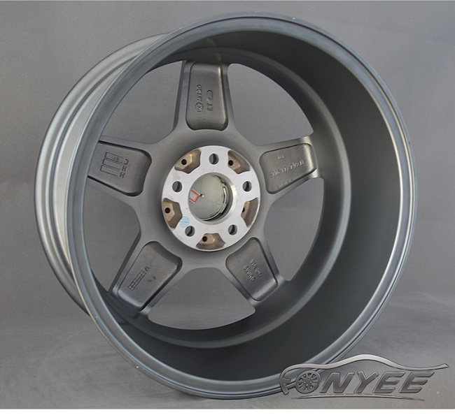 картинка Новые диски WR.05 MERCEDES AMG C63 R17 5x112 ET45 J7,5 серый мат + серебро магазин  StreetTuning 