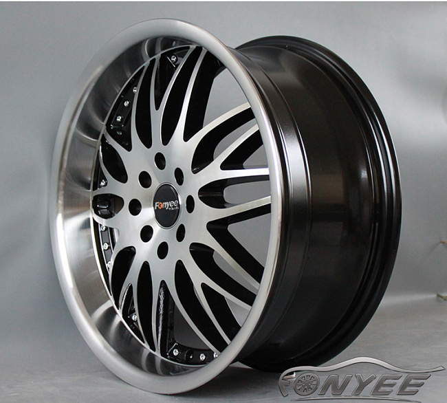 картинка Новые диски Fonyee sports 3 R17 J7,5 ET38 4x114,3/4x100 черный + серебро магазин  StreetTuning 