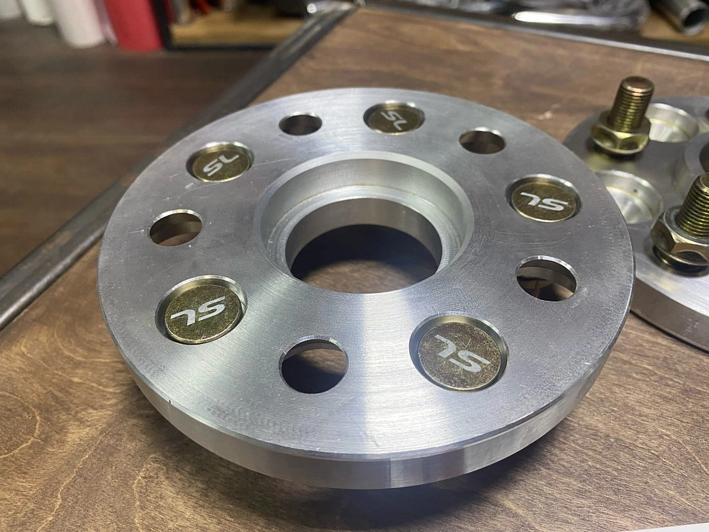 картинка Проставка Starleks 15 мм 5x100 12x1.25 цо 56,1 - РФ от магазина  StreetTuning