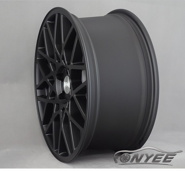 картинка Новые диски Rotiform blq R19 5х112 ET45 J8,5 черный мат магазин  StreetTuning 