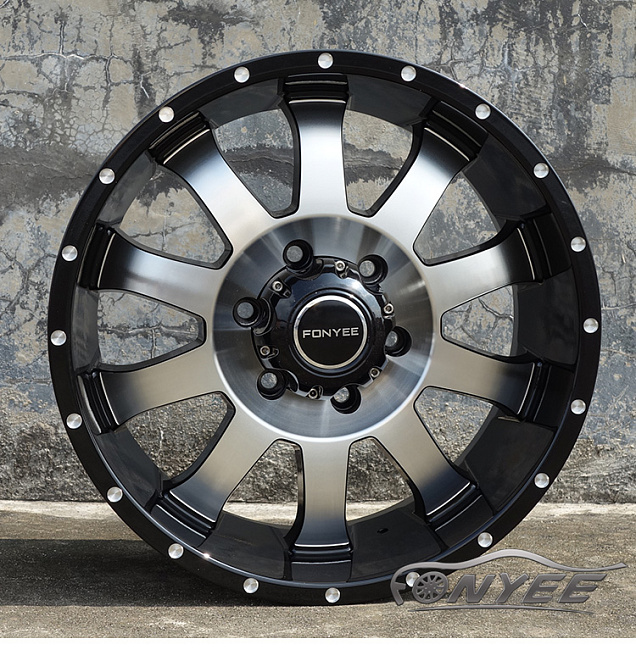 картинка Новые диски Fonyee 4x4 R18 J8,5 ET30 6x139,7 черный глянец + серебро магазин  StreetTuning 