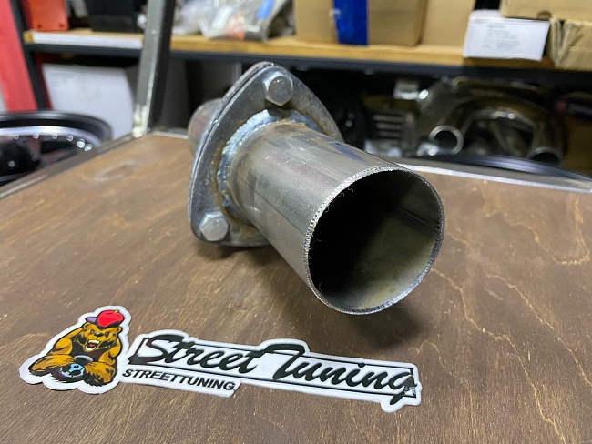 картинка Ремонтный комплект GTS с треугольными фланцами 51х51 мм, универсальный магазин  StreetTuning 