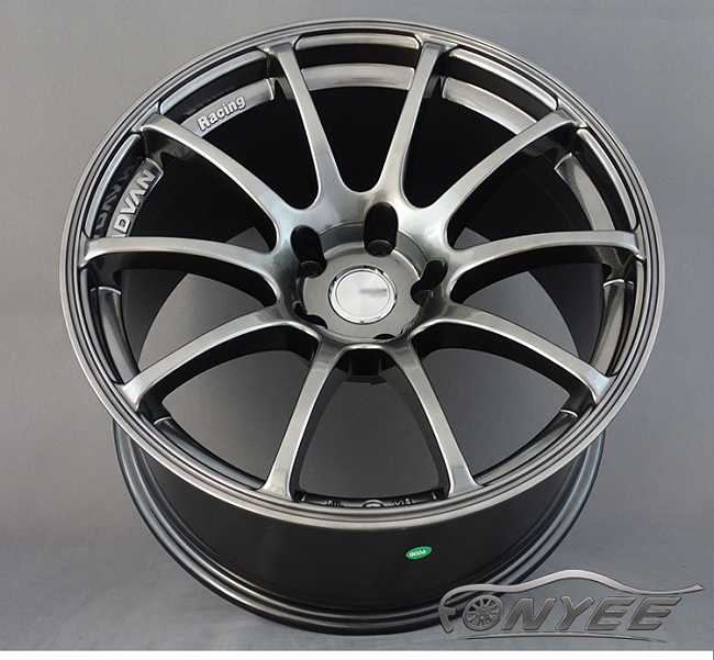 картинка Новые диски Advan Racing Rs R18 5x114,3 ET25 J9 графит магазин  StreetTuning 