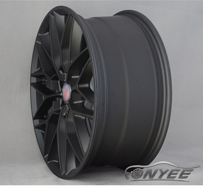 картинка Новые диски HRE P200 Replika R18 5X114,3 ET35 J8, черные матовые магазин  StreetTuning 