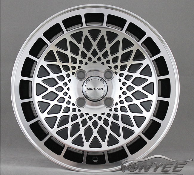 картинка Новые диски Stuttgart ST7 R15 4X100 ET25 J8, серебристые магазин  StreetTuning 