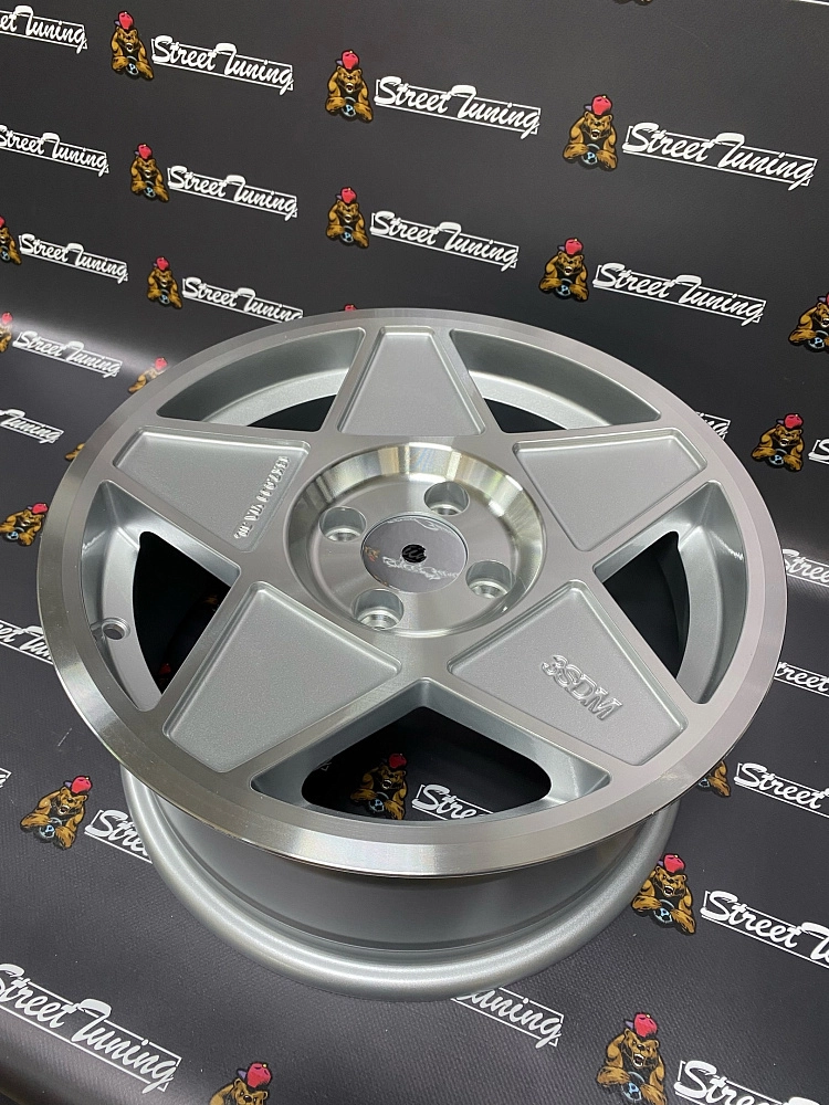 картинка Новые диски 3sdm 005 R15 J7 ET30 4x100 Silver от магазина  StreetTuning