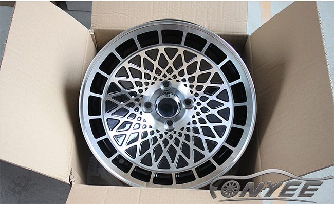 картинка Новые диски Stuttgart ST7 R18 5X100 ET35 J8,5, серебристые магазин  StreetTuning 