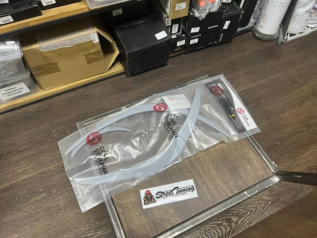 картинка Реснички на фары для  TOYOTA ARISTO 1997-2004г задние магазин  StreetTuning 