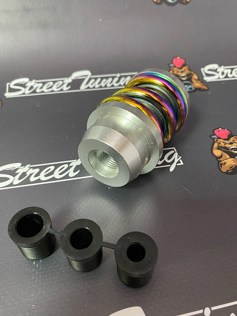 картинка Ручка КПП MOMO Springs в стиле койловера, серебро, пружина неохром магазин  StreetTuning 