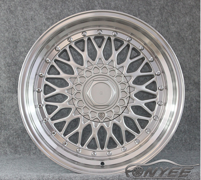 картинка Новые диски BBS RS R16 4X100/114,3 ET25 J8 серебро + полированная полка магазин  StreetTuning 