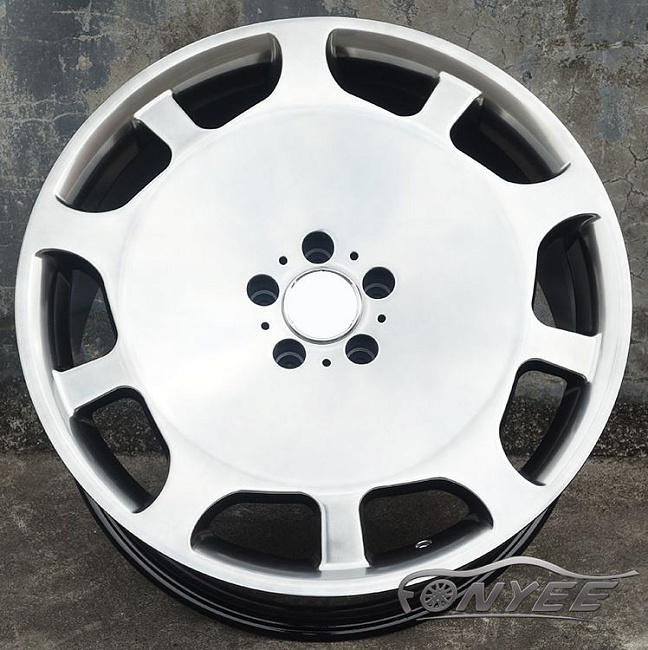 картинка Новые диски для Mercedes в стиле Maybach Replika s600 R20 5X112 ET35 J8,5 серебро магазин  StreetTuning 