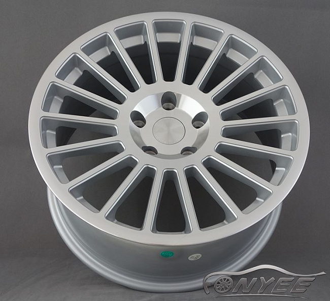 картинка Новые диски Rotiform IND R18 5x120 ET35 J8,5 серебро магазин  StreetTuning 