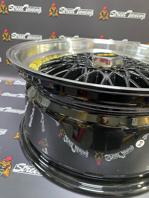 картинка Новые диски BBS RS R16 J7.5 ET30 4x100/114,3 Black + Silver магазин  StreetTuning 
