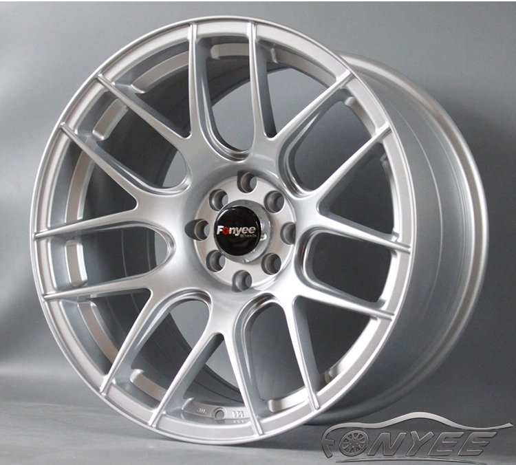 картинка Новые диски XXR 530 R17 4X100/114.3 ET35 J8,25, серебристые от магазина  StreetTuning