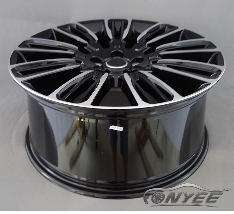 картинка Новые диски RANGE ROVER VELAR R20 5x108 ET45 J8,5 серебро + черный глянец от магазина  StreetTuning