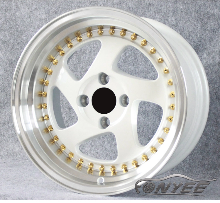 картинка Новые диски Rotiform TMB Flat R15 4х100 ET25 J8,5 белый глянец + полированная полка от магазина  StreetTuning