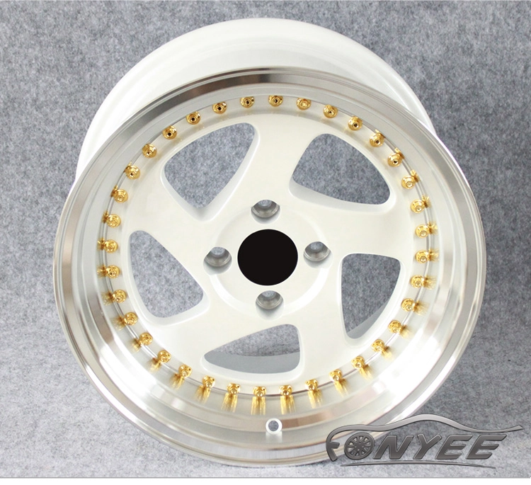 картинка Новые диски Rotiform TMB Flat R15 4х100 ET25 J8,5 белый глянец + полированная полка от магазина  StreetTuning