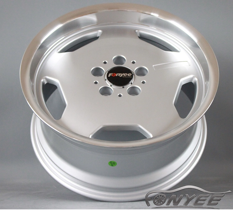 картинка Новые диски Mercedes AMG Monoblock R17 5X112 ET25 J9 серебро + полированная полка от магазина  StreetTuning