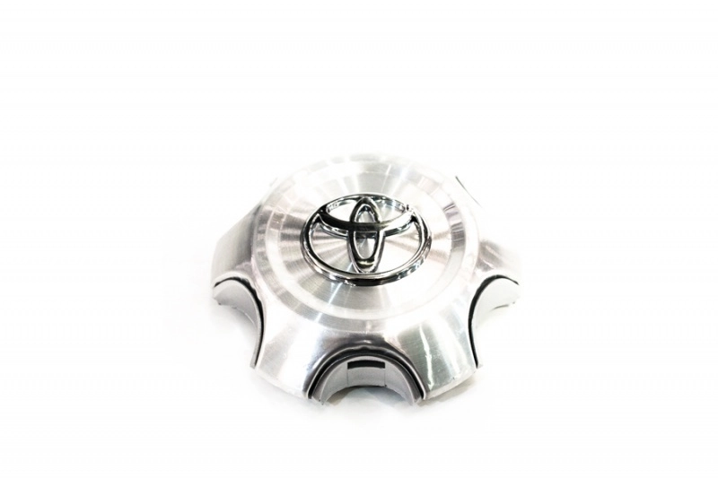 картинка Колпачок на литье Toyota LC PRADO 120 TW-006 (внешний 139mm, внутренний 122mm) от магазина  StreetTuning