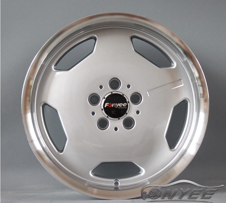 картинка Новые диски Mercedes AMG Monoblock R17 5X112 ET25 J9 серебро + полированная полка от магазина  StreetTuning