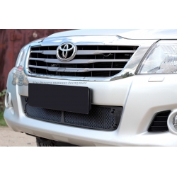 Toyota Hilux 2013-2015 Защитная сетка решетки переднего бампера