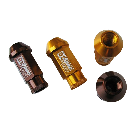 картинка Комплект гаек D1 Spec 52 мм, золотые М12 х 1.25 магазин  StreetTuning 